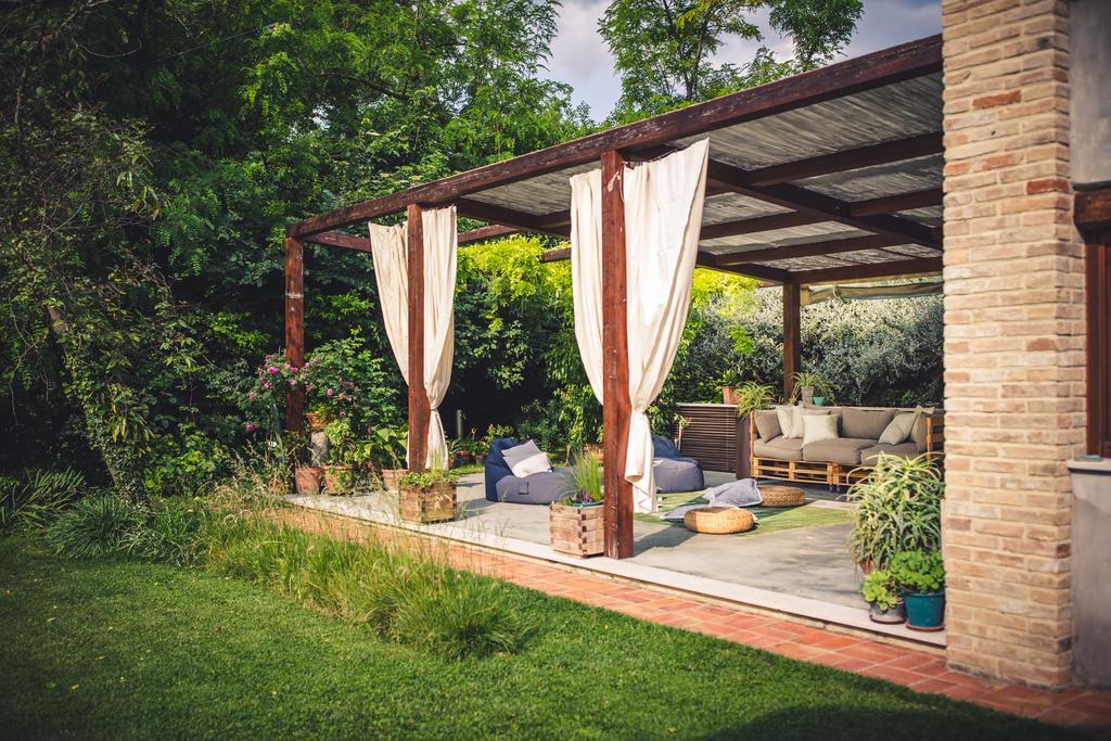 B&B I Fiori Della Cava Pesaro Extérieur photo
